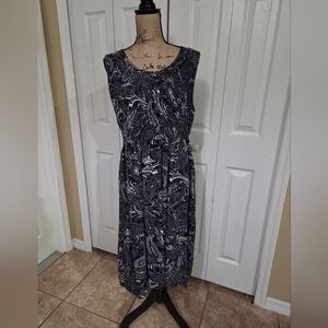 Croft & Barrow Black and White Print Smocked Sleeveless Midi Dress